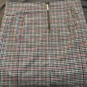 Brand new Michael Kors with tag skirt sizeXL zipper and slit on back of skirt